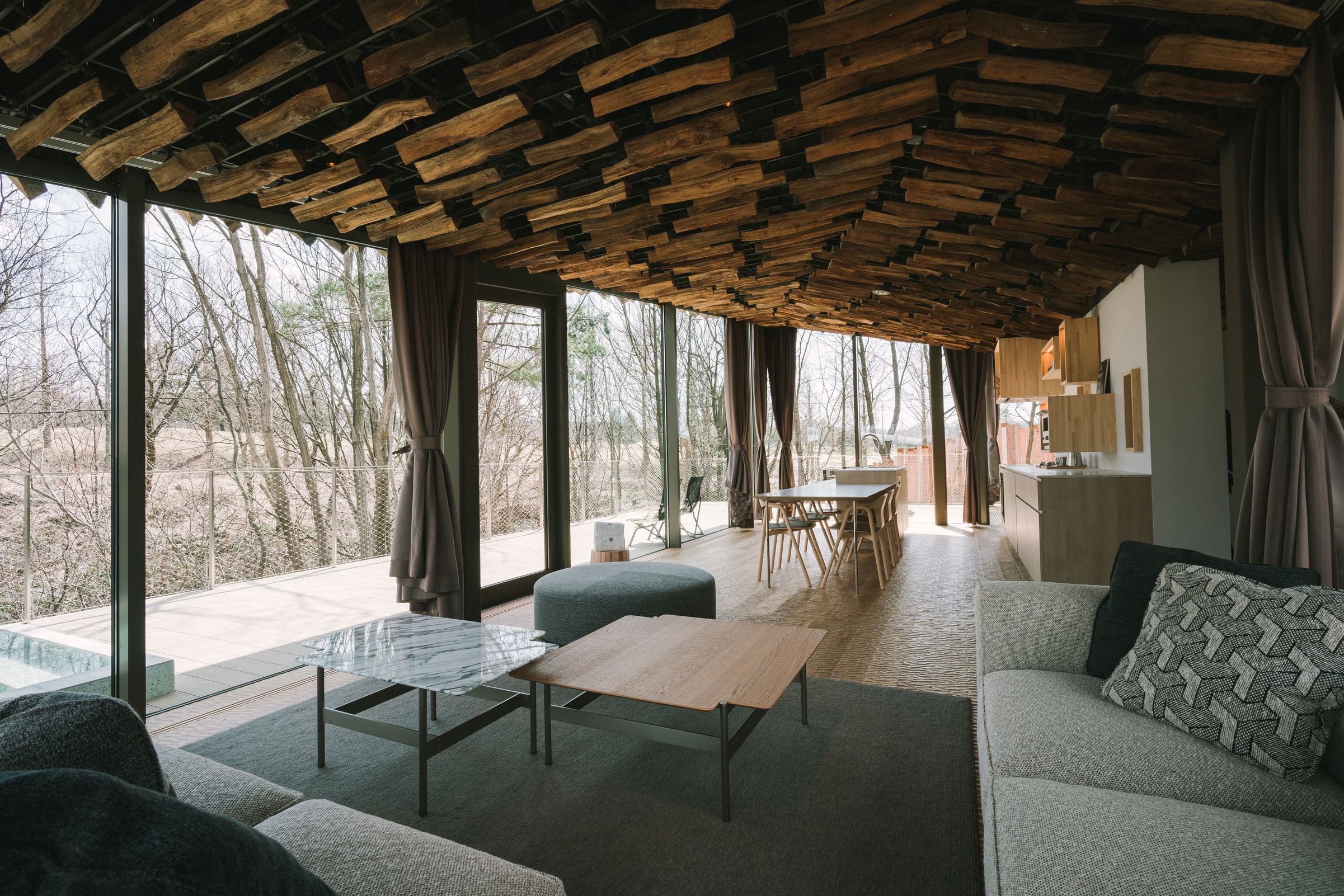 Snow Peak FIELD SUITE SPA HEADQUARTERS 3