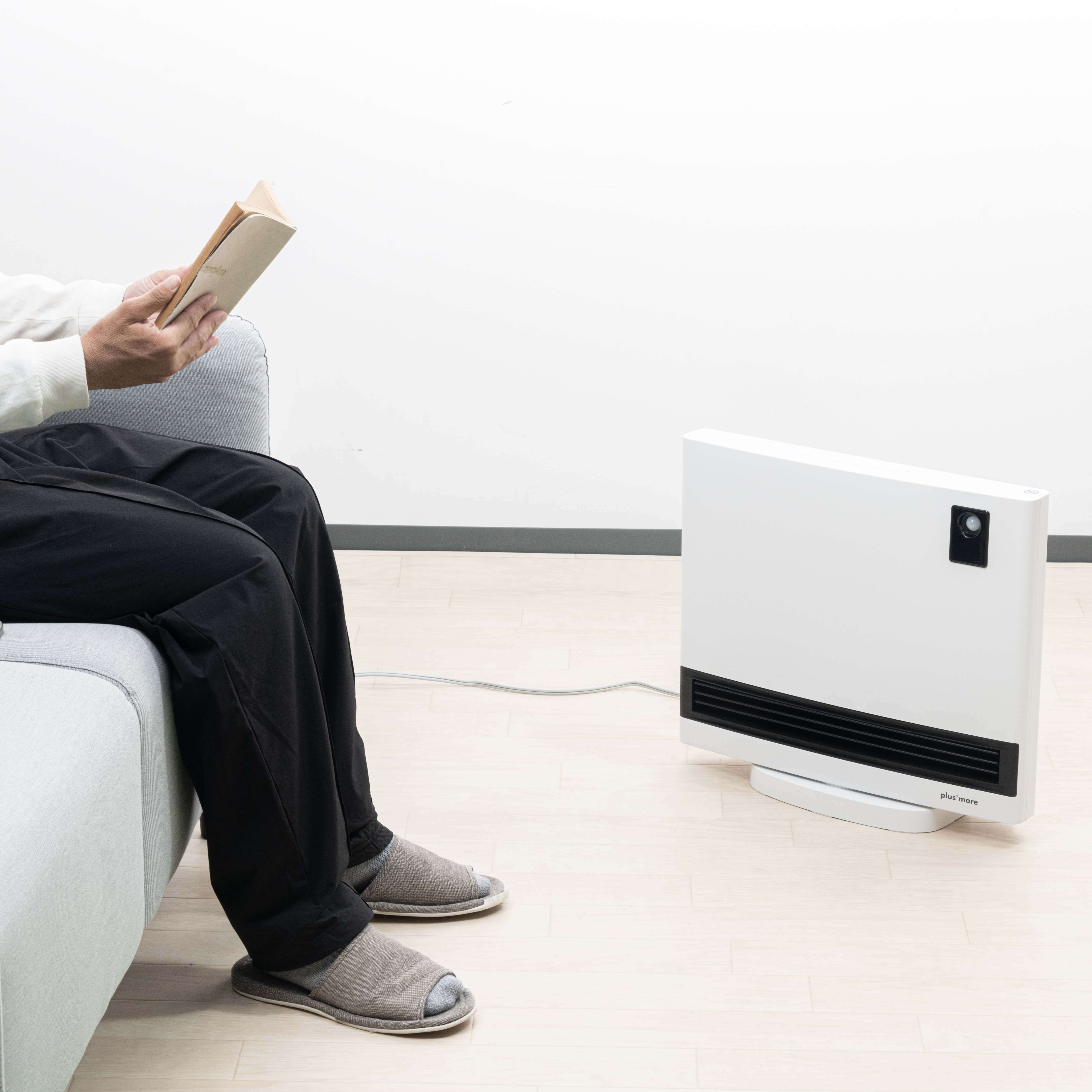 ライフオンプロダクツ plus more 上下自動ルーバー付 人感センサー