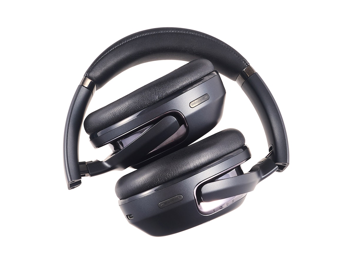 JBL TOUR ONE M2を徹底レビュー!実際に使ってわかったよい点 JBL TOUR ONE M2を徹底レビュー!実際に使ってわかったよい点