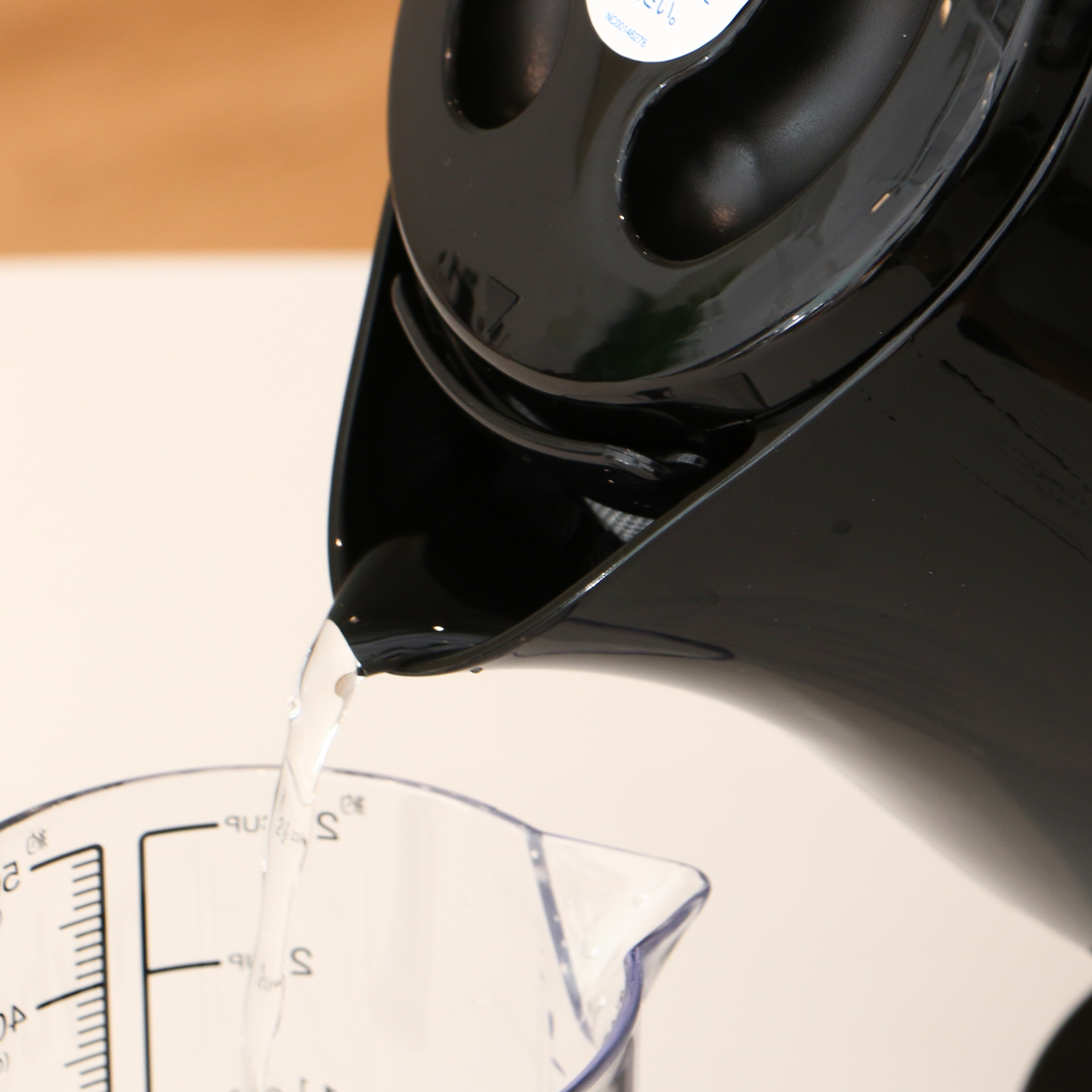 ティファール 電気ケトル パフォーマを全29商品と比較 口コミや評判を実際に使ってレビューしました Mybest