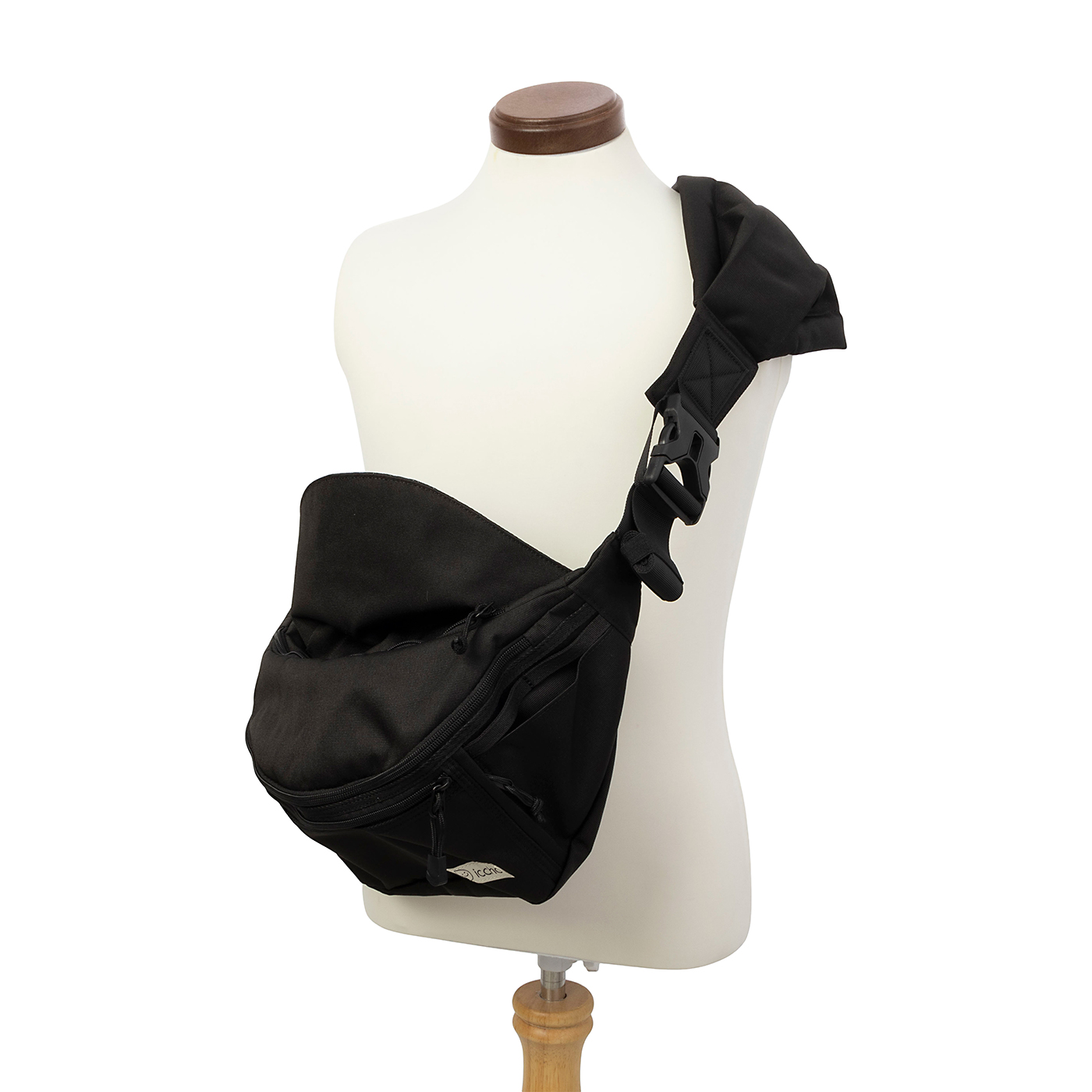 エミナル DDiccho Hug育バッグを検証レビュー！ヒップシートの選び方も