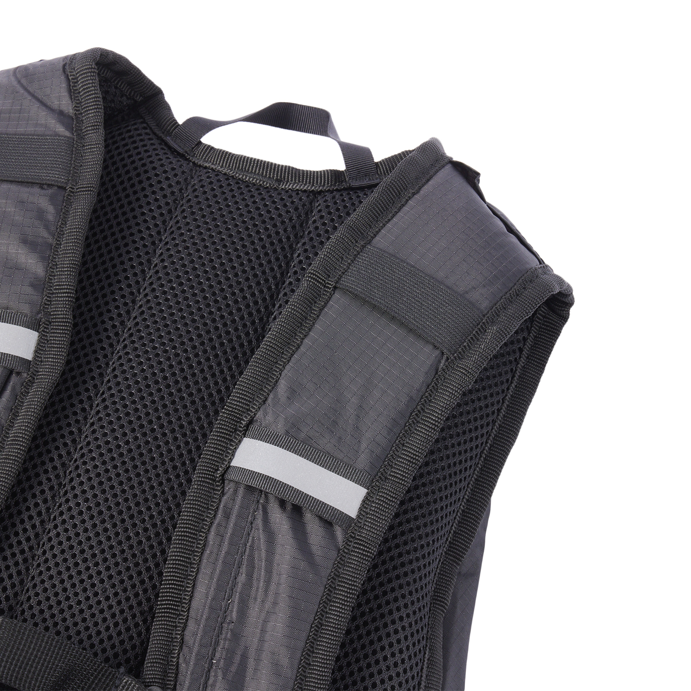 アシックス ランニングバックパック 3013A206.001を検証レビュー