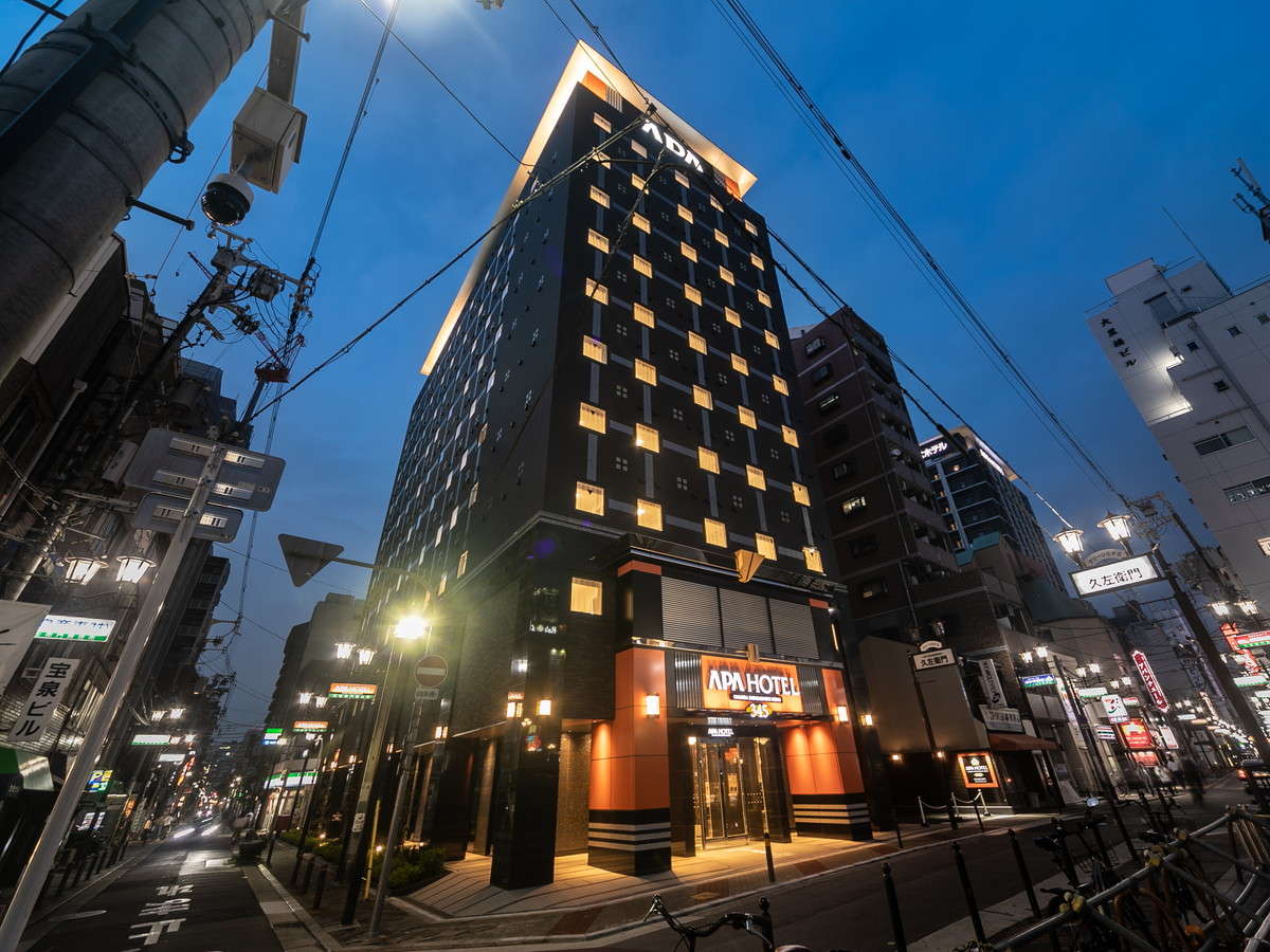 アパホテル なんば心斎橋西 1