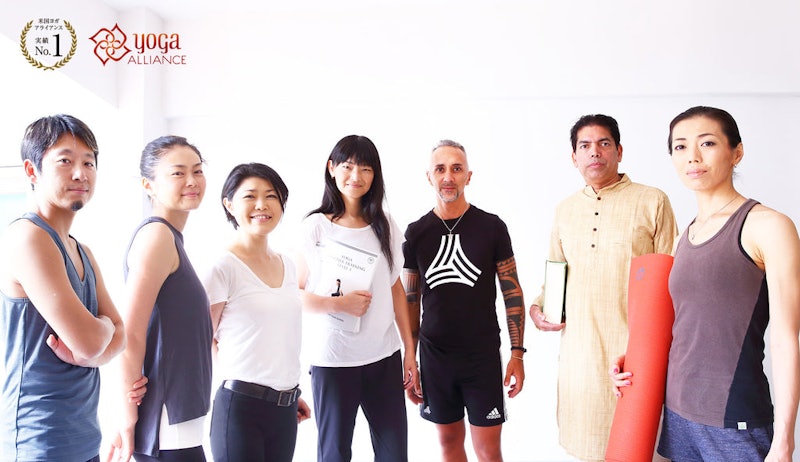 UNDER THE LIGHT YOGA SCHOOL 2