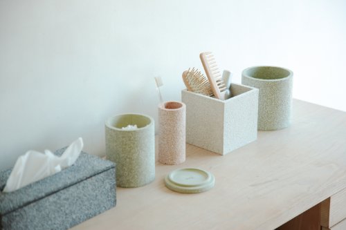 TOOTHBRUSH STAND 3