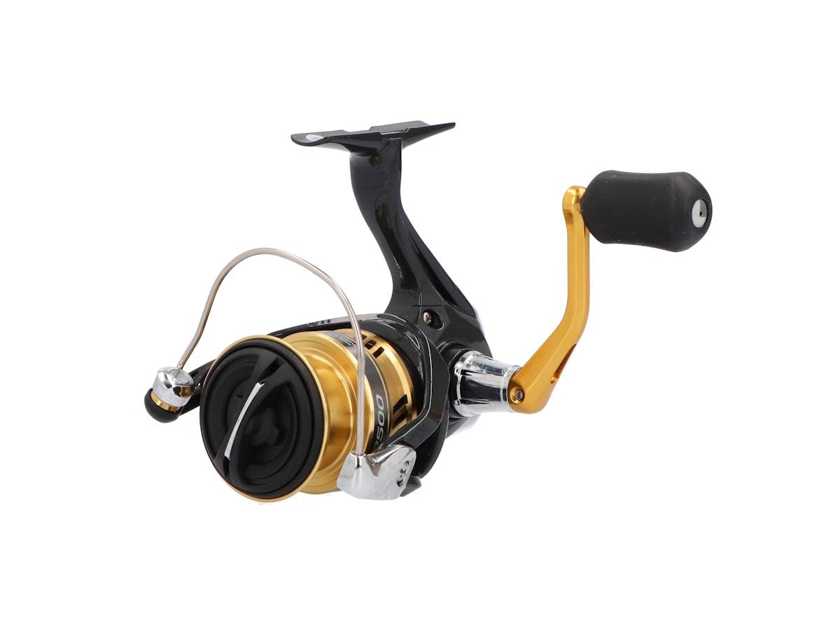 SHIMANO SAHARA 2500 - リール