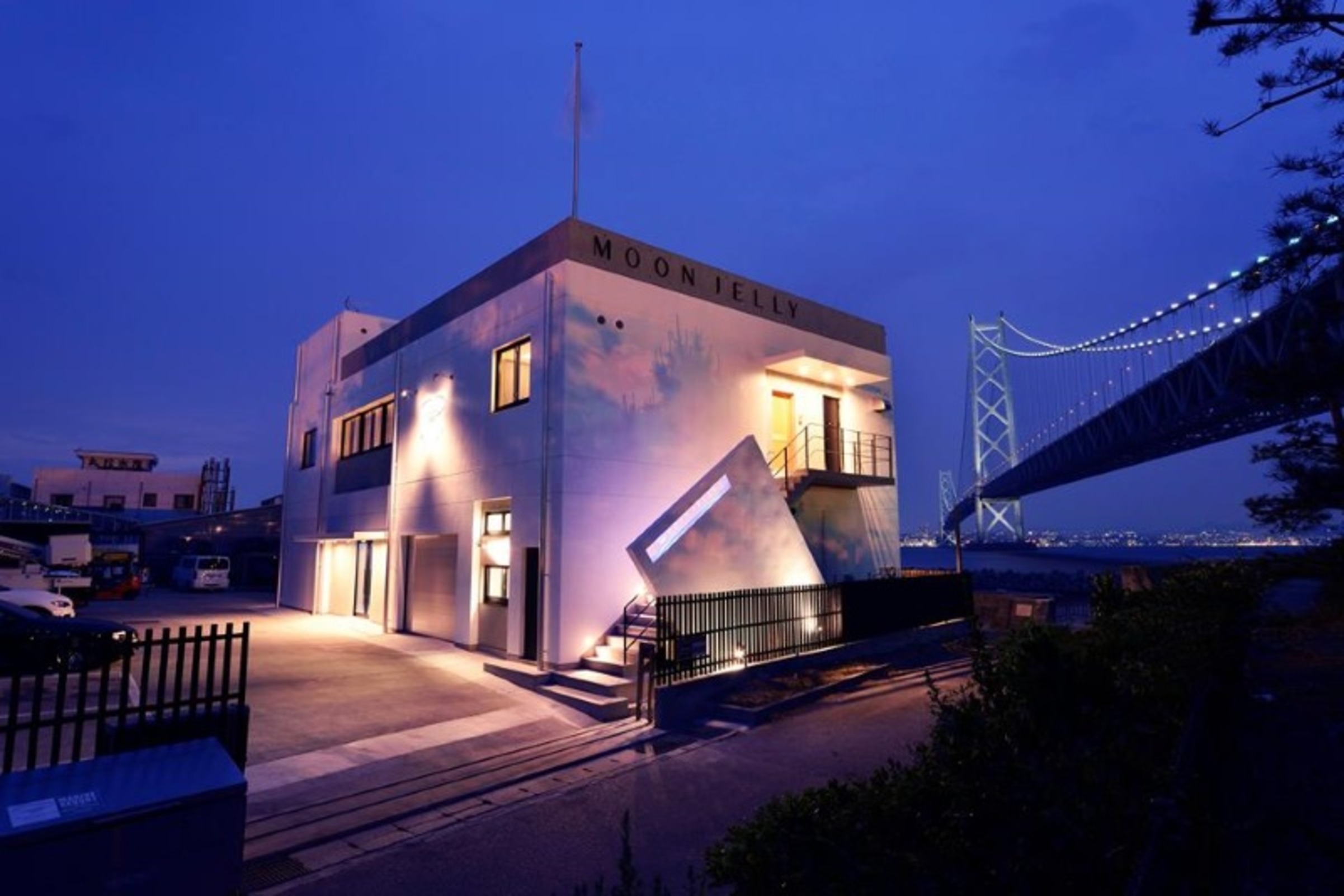 MOON JELLY AWAJI RESORT 1