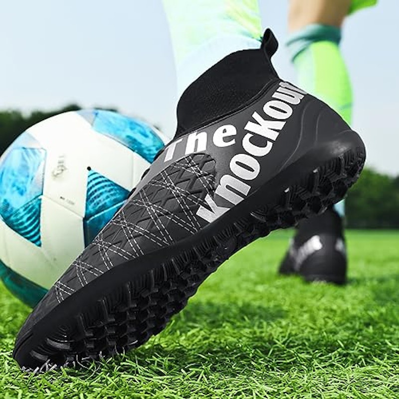 サッカースパイク 4