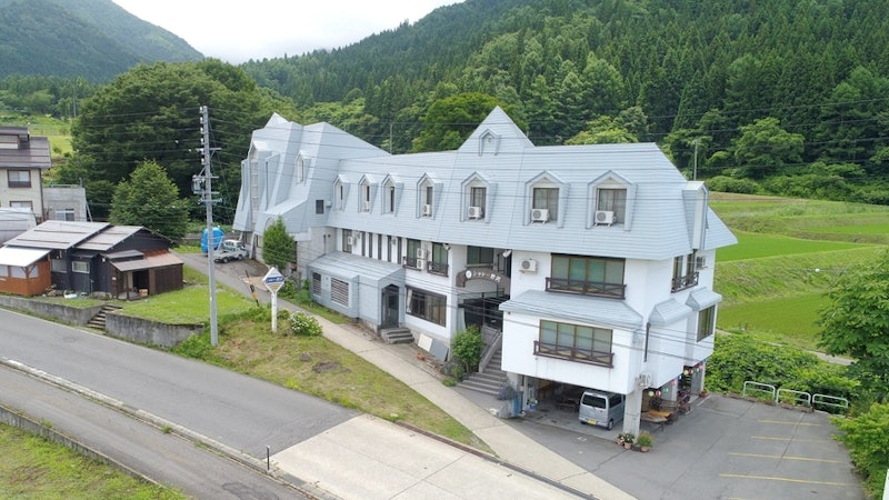 シャレー野沢 1