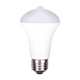 アイリスオーヤマ アイリスプラザ LED電球 人感センサー付 LDR9N-H-SE25を検証レビュー!人感センサー付きLED電球の選び方も紹介 1