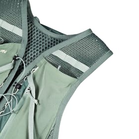 SALOMON ACTIVE SKIN 8を検証レビュー!ランニング用バックパックの選び方も紹介 3