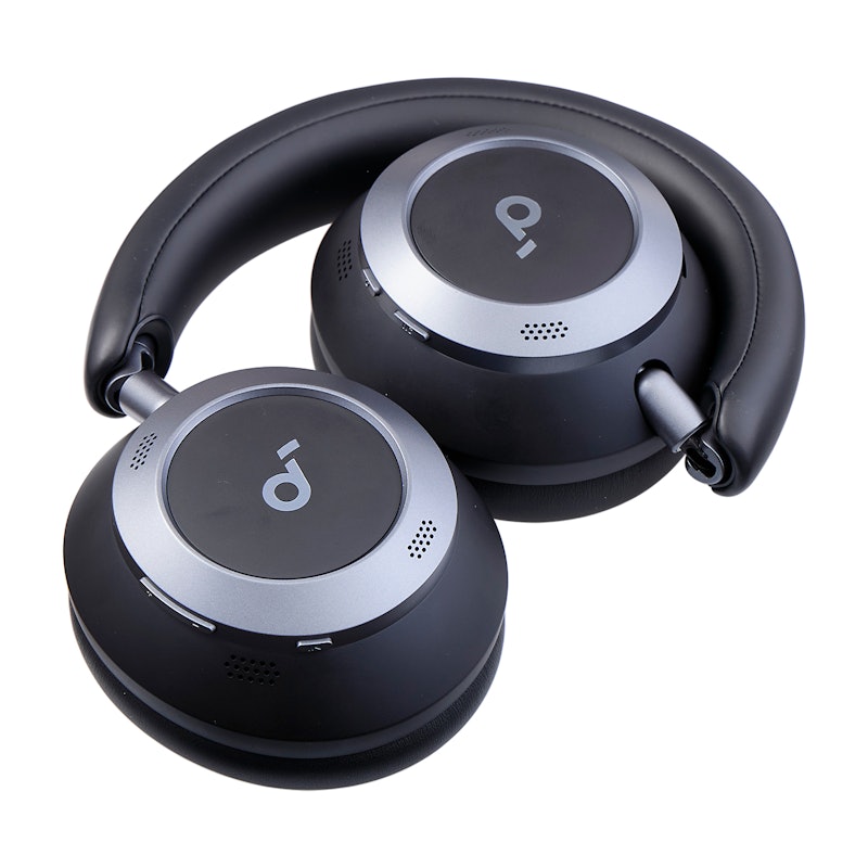 Soundcore Space One Pro 4