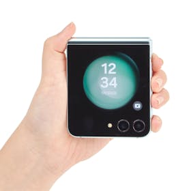 SAMSUNG Galaxy Z Flip5を検証レビュー!折りたたみスマホの選び方も紹介 1