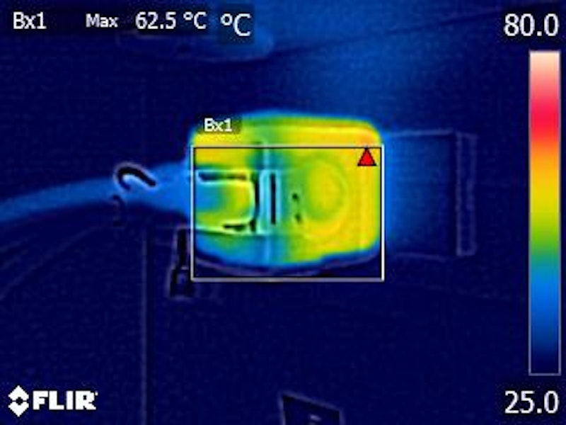急速充電器 65W 8