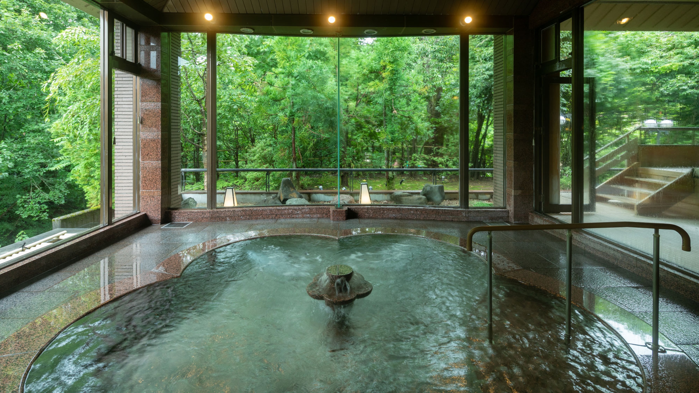 金沢湯涌温泉 湯の出旅館 4