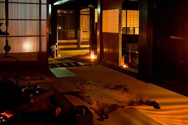 山里のいおり 草円 2