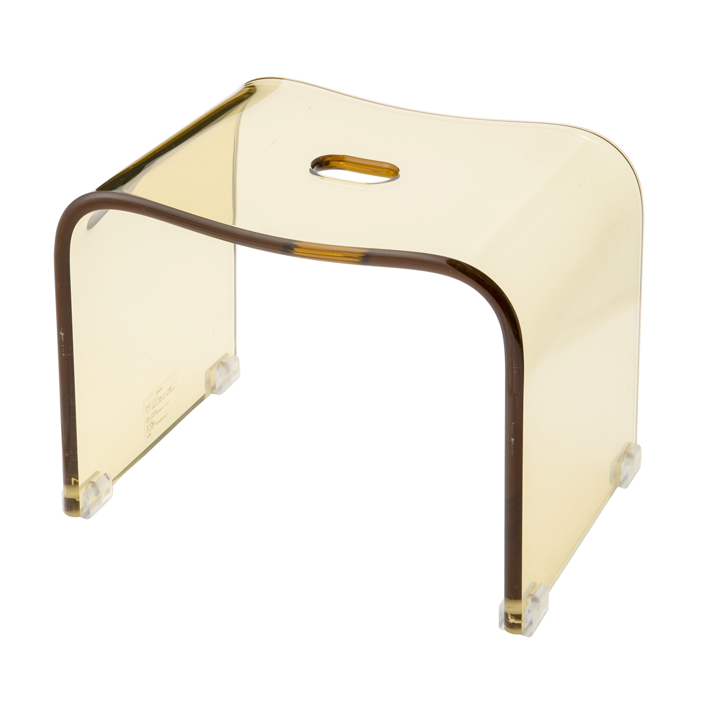 金色のバスチェアと湯おけ 金色のバスチェアと湯おけ