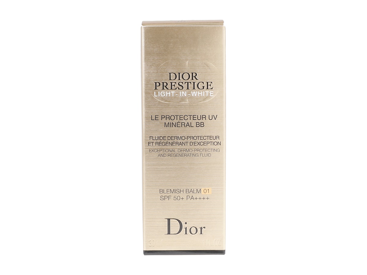 DIORプレステージ ホワイト ル プロテクター UV ミネラル BB(01) cf3783ad73ff0004dd24a16179aacb