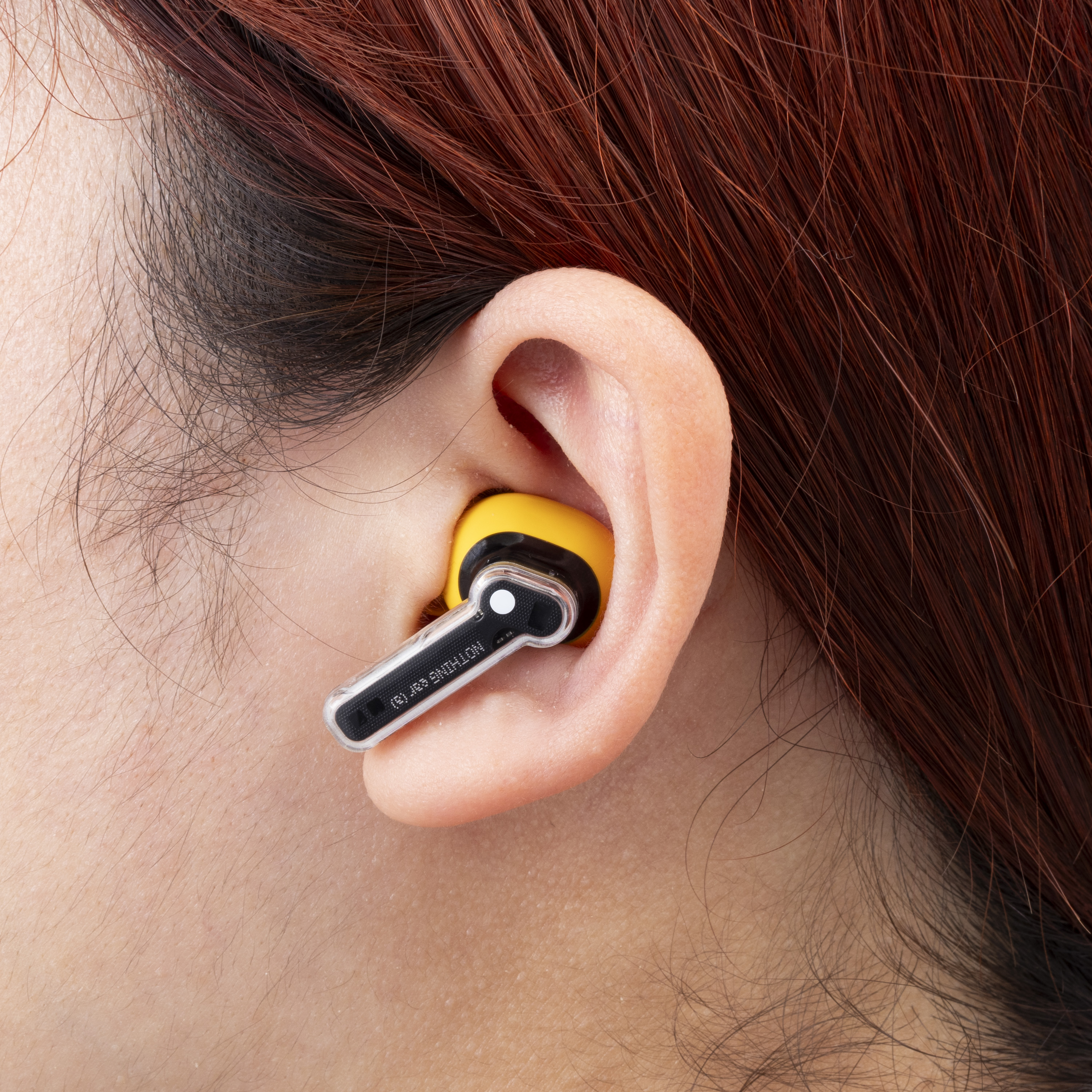 Ear（a） 6