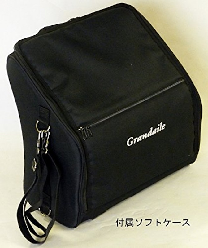ピアノ式アコーディオン 6
