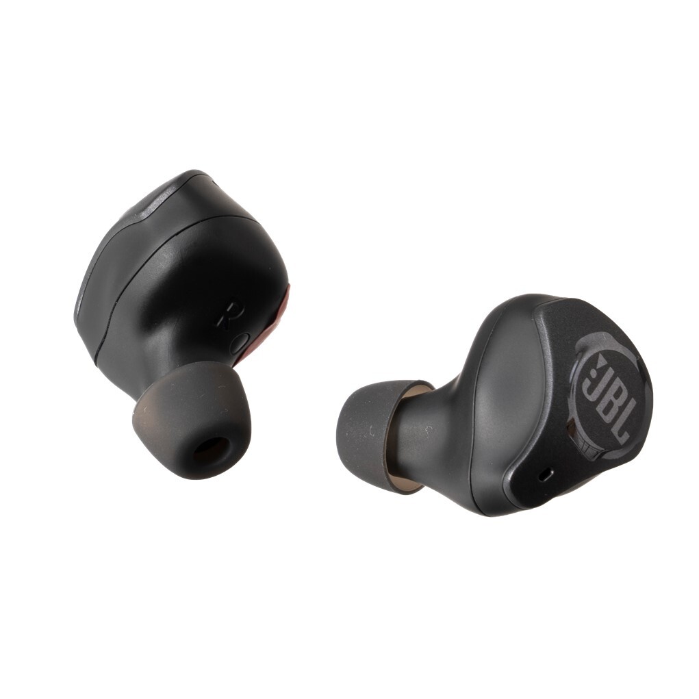 Club Pro+ TWS　ハイブリッドノイズキャンセリング完全ワイヤレスイヤホン 1