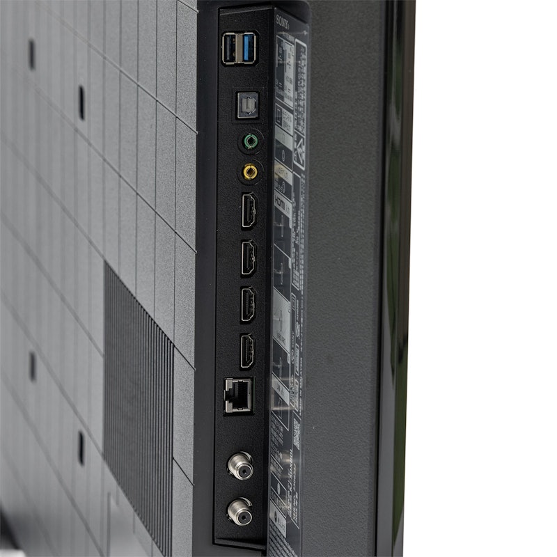 4K液晶テレビ 3