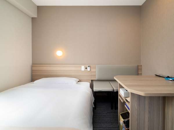 スーパーホテル新横浜 2