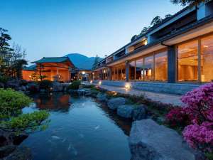 山荘 神和苑 16
