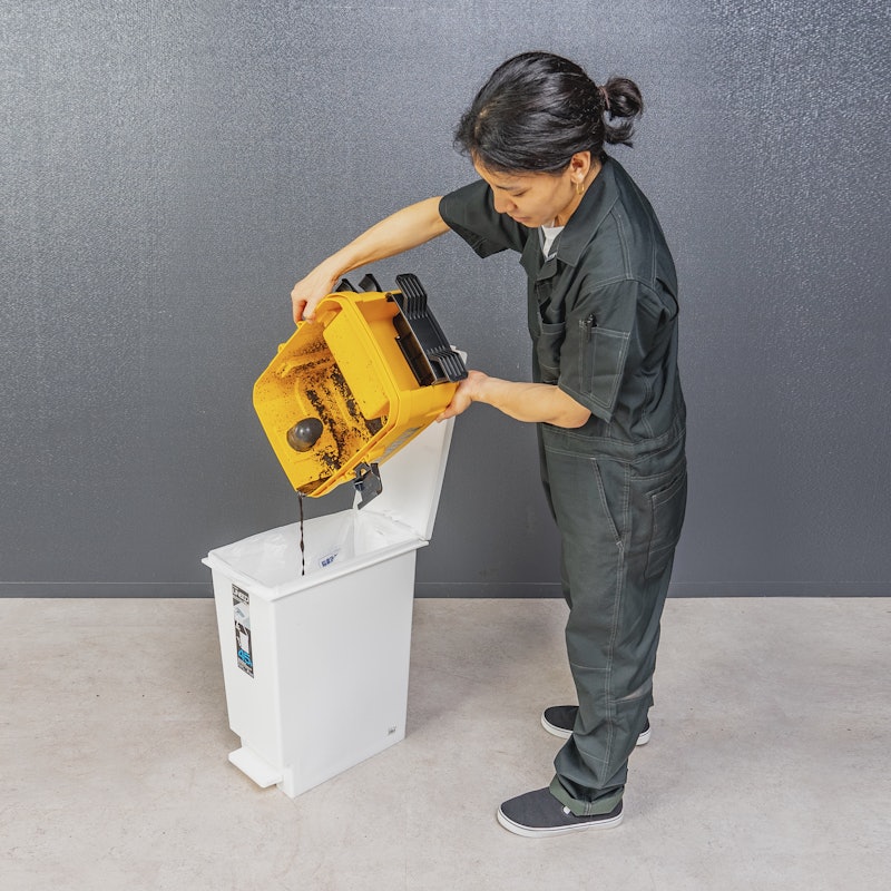 DEWALT 乾湿両用バキュームクリーナー 5