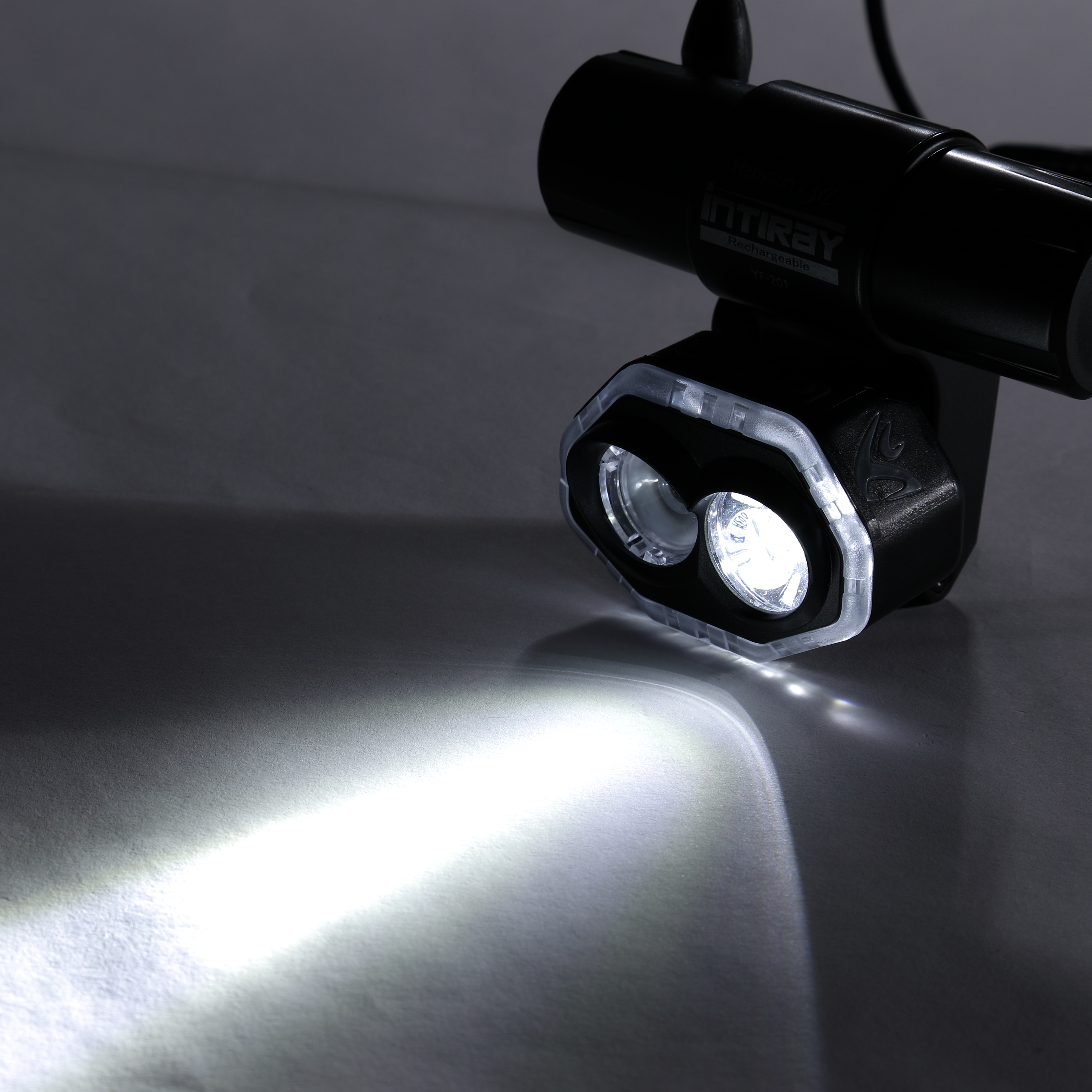 ハピソン 充電式チェストライト INTIRAY Rechargeable 11
