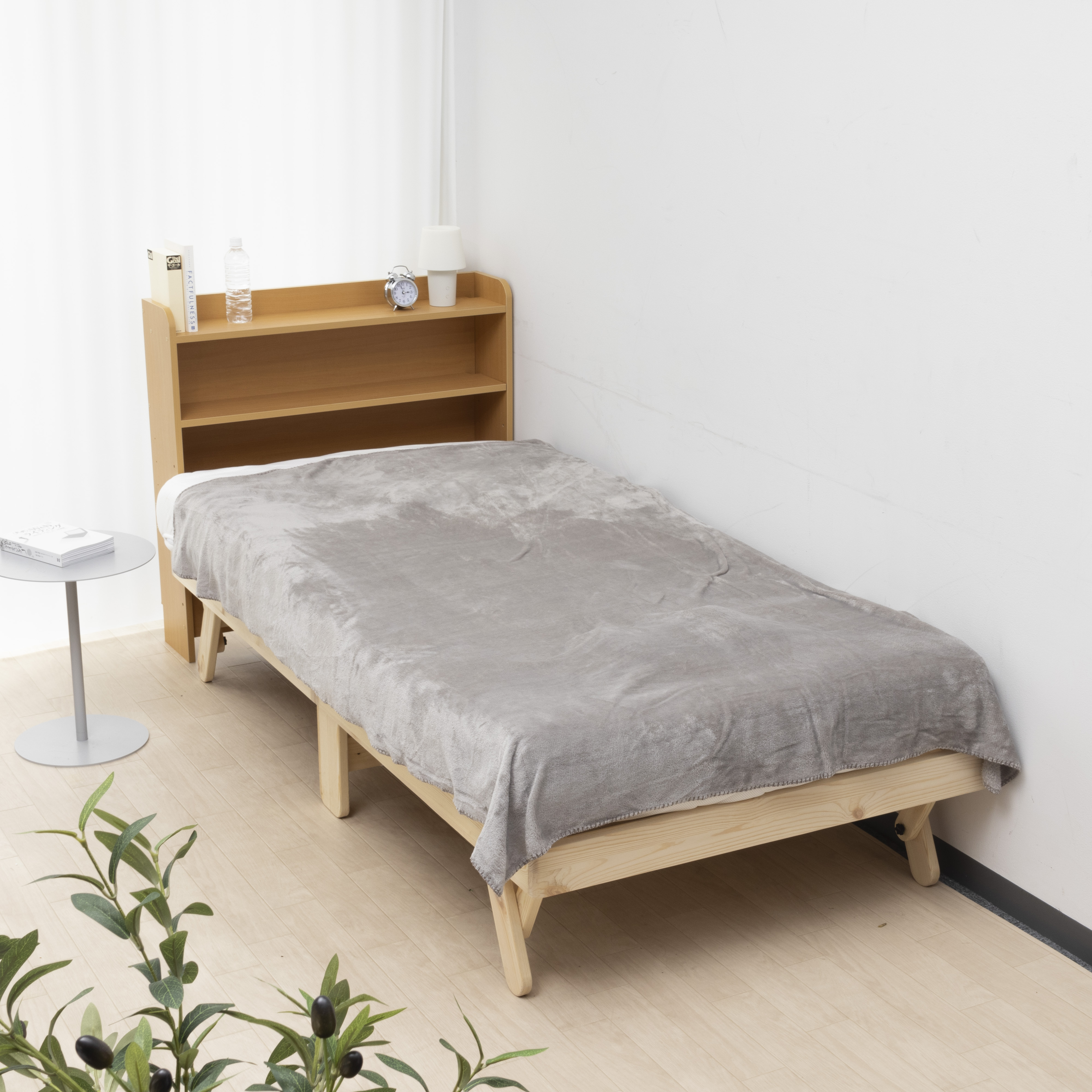 ふんわり軽量毛布 1