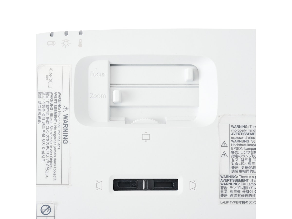 エプソン EH-TW6250の口コミ・評判は?実際に使ってよい点・気に エプソン EH-TW6250の口コミ・評判は?実際に使ってよい点・気に