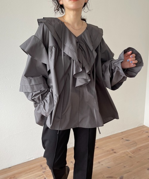 big collar frill blouse 3