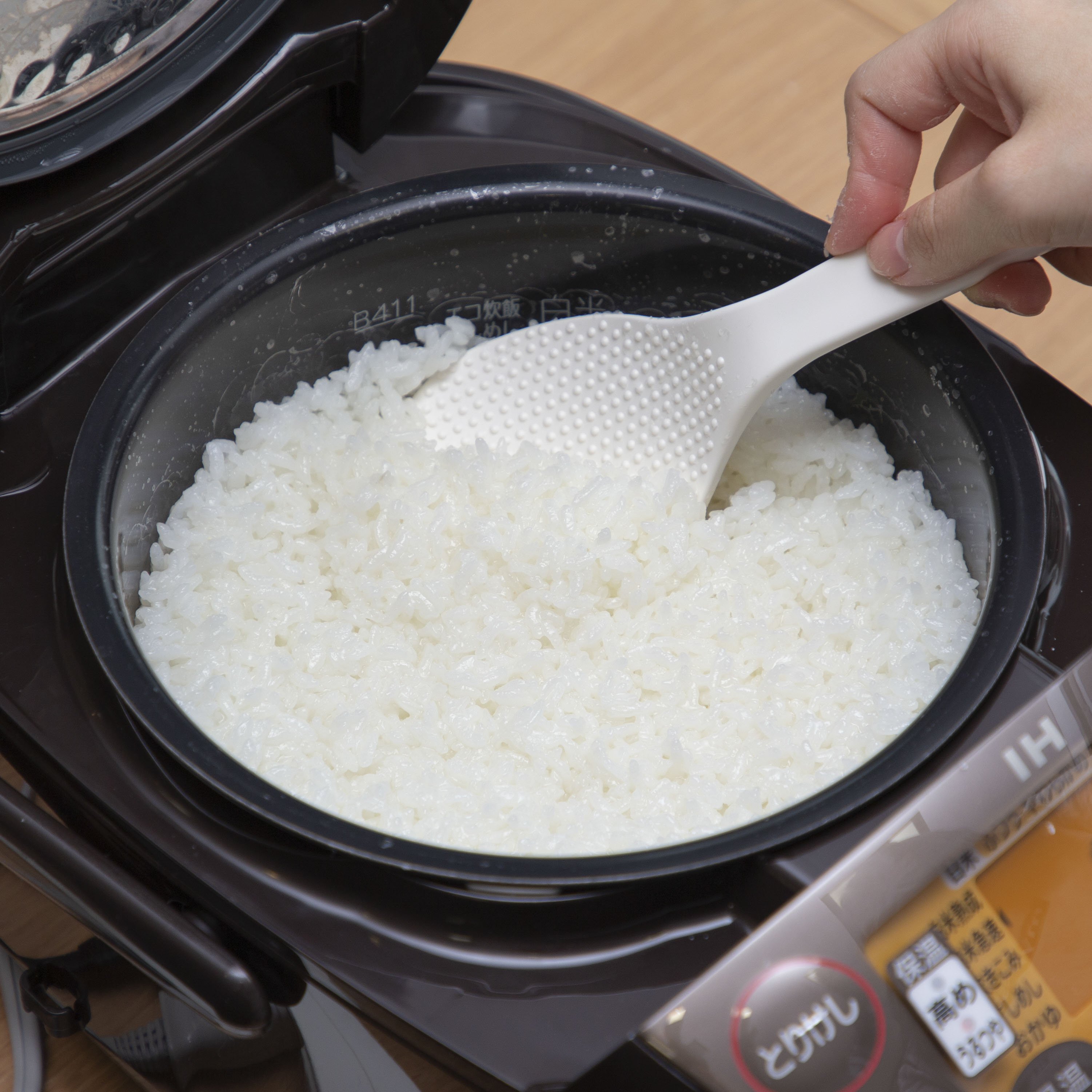 IH炊飯ジャー 極め炊き 8