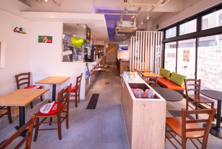 Cafe Dining＆Bar FLAT 1
