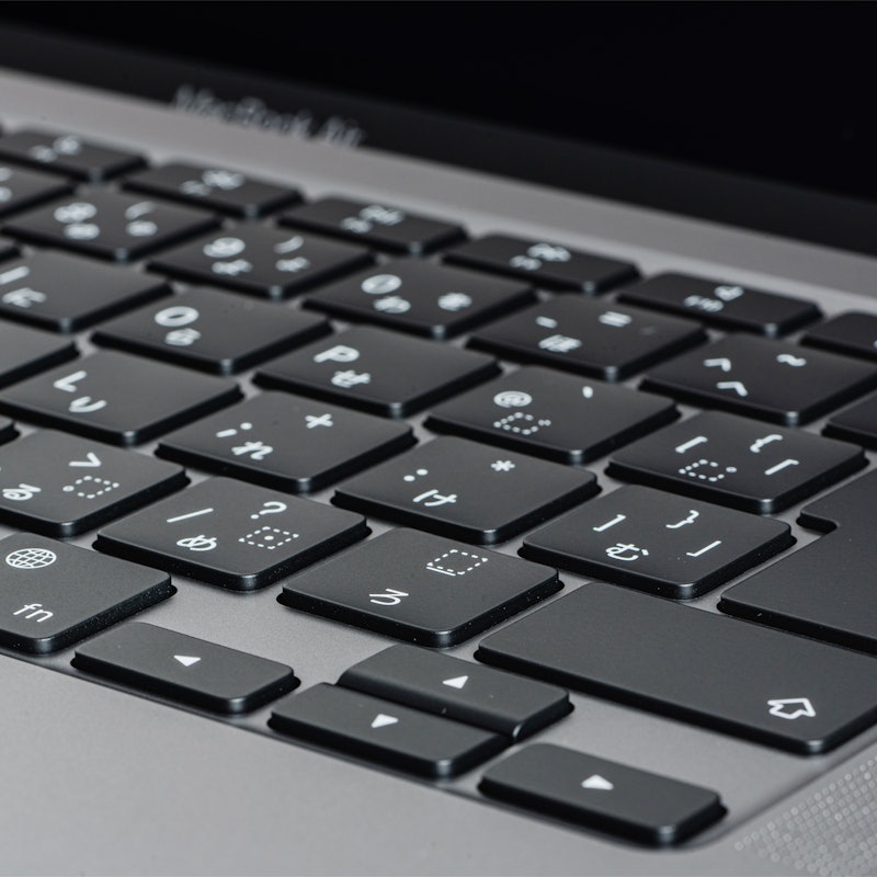 13インチMacBook Air (M1) 6