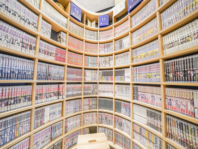 クインテッサホテル東京羽田 Comic&Books 4