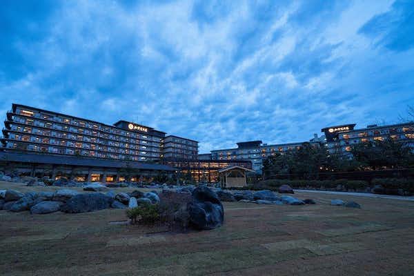 山代温泉 みやびの宿 加賀百万石 2