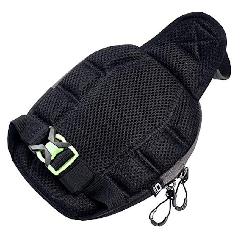 MOLDED LEG BAG 4