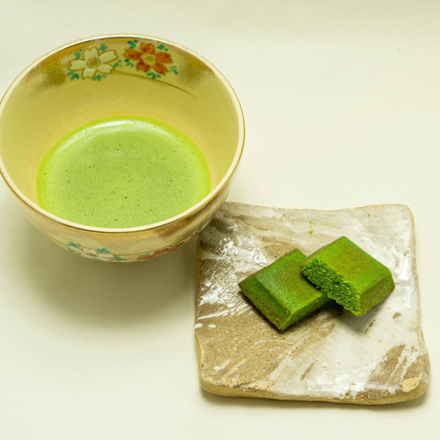 自家挽きアーモンドの抹茶フィナンシェ 3