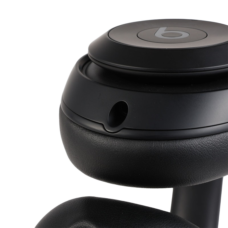 Beats Studio Pro 6
