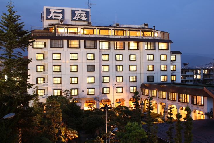 ホテル石庭 1