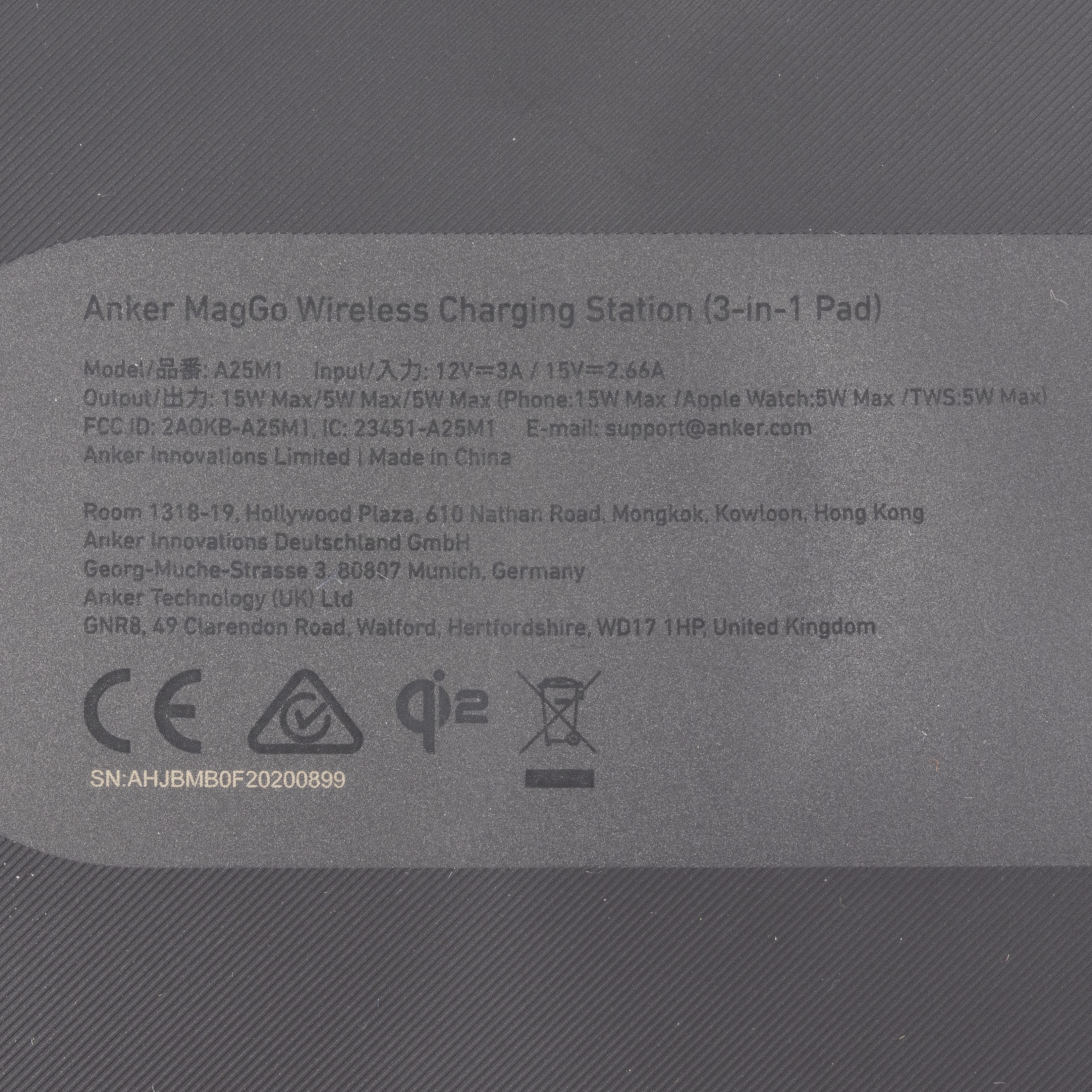 Wireless Charging Station (3-in-1 Pad) 7