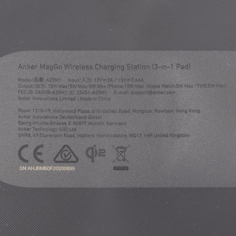 Wireless Charging Station (3-in-1 Pad) 7