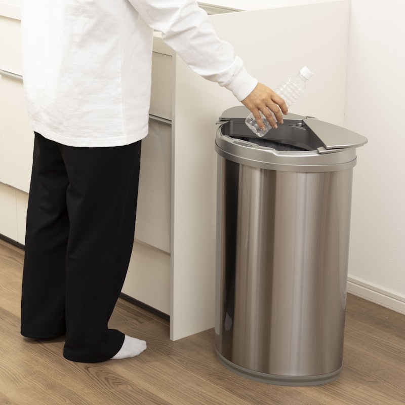 ニトリ 横開き47L自動開閉ゴミ箱(ステンレス製) 5651518を検証 ニトリ 横開き47L自動開閉ゴミ箱(ステンレス製) 5651518を検証