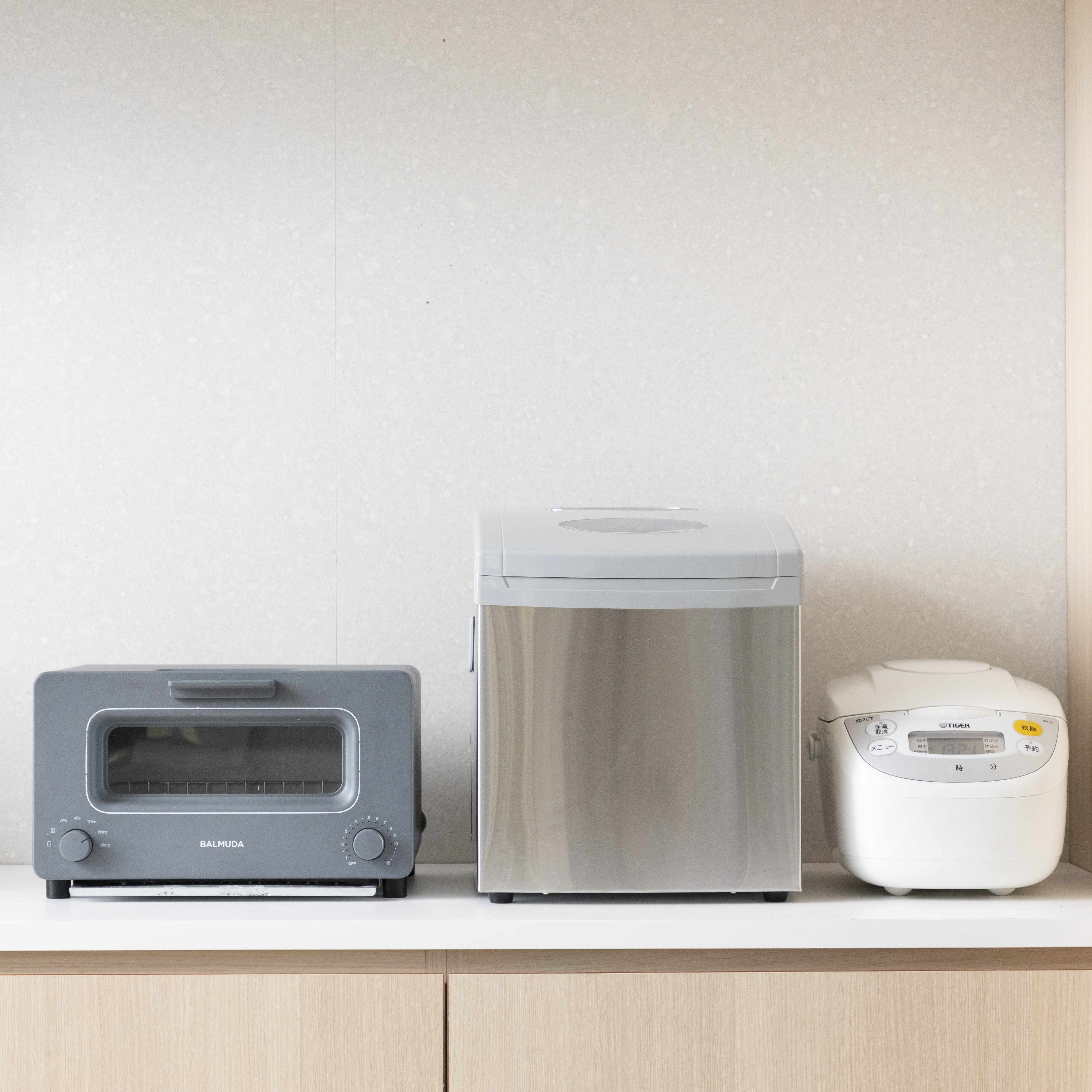 ROOMMATE 自家製クリスタルアイスメーカー EB-RM5800G 徹底比較】家庭