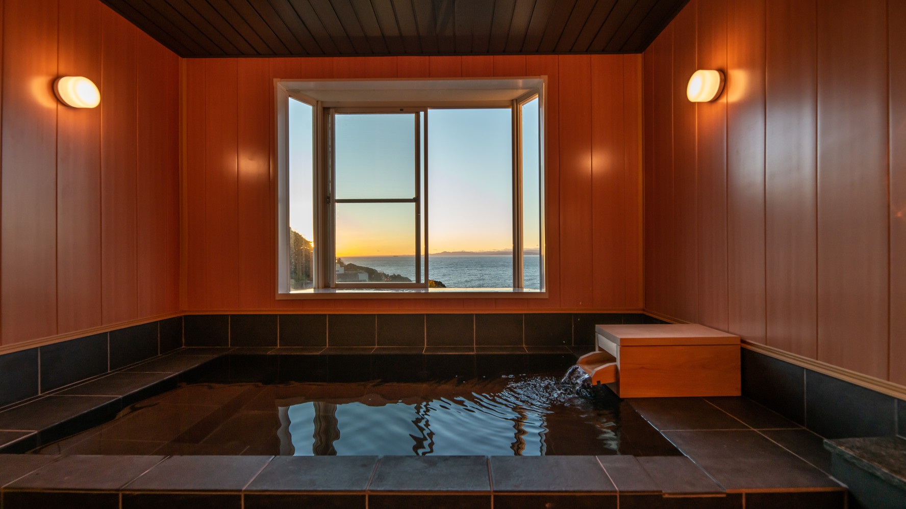SUNSET OCEAN VIEW VACATION VILLA BLUE LAGOON 3