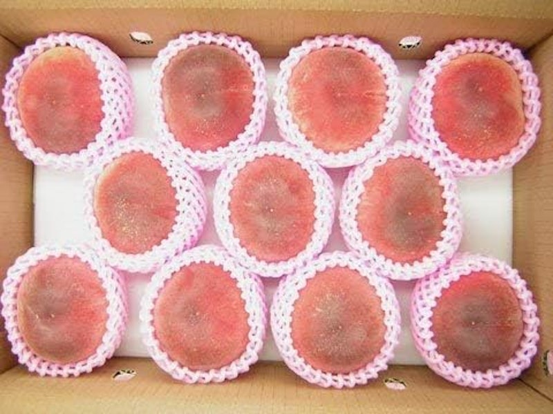 旬の桃 1