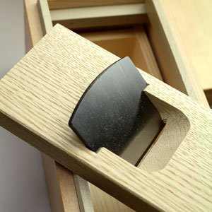 鰹箱 玉座 4