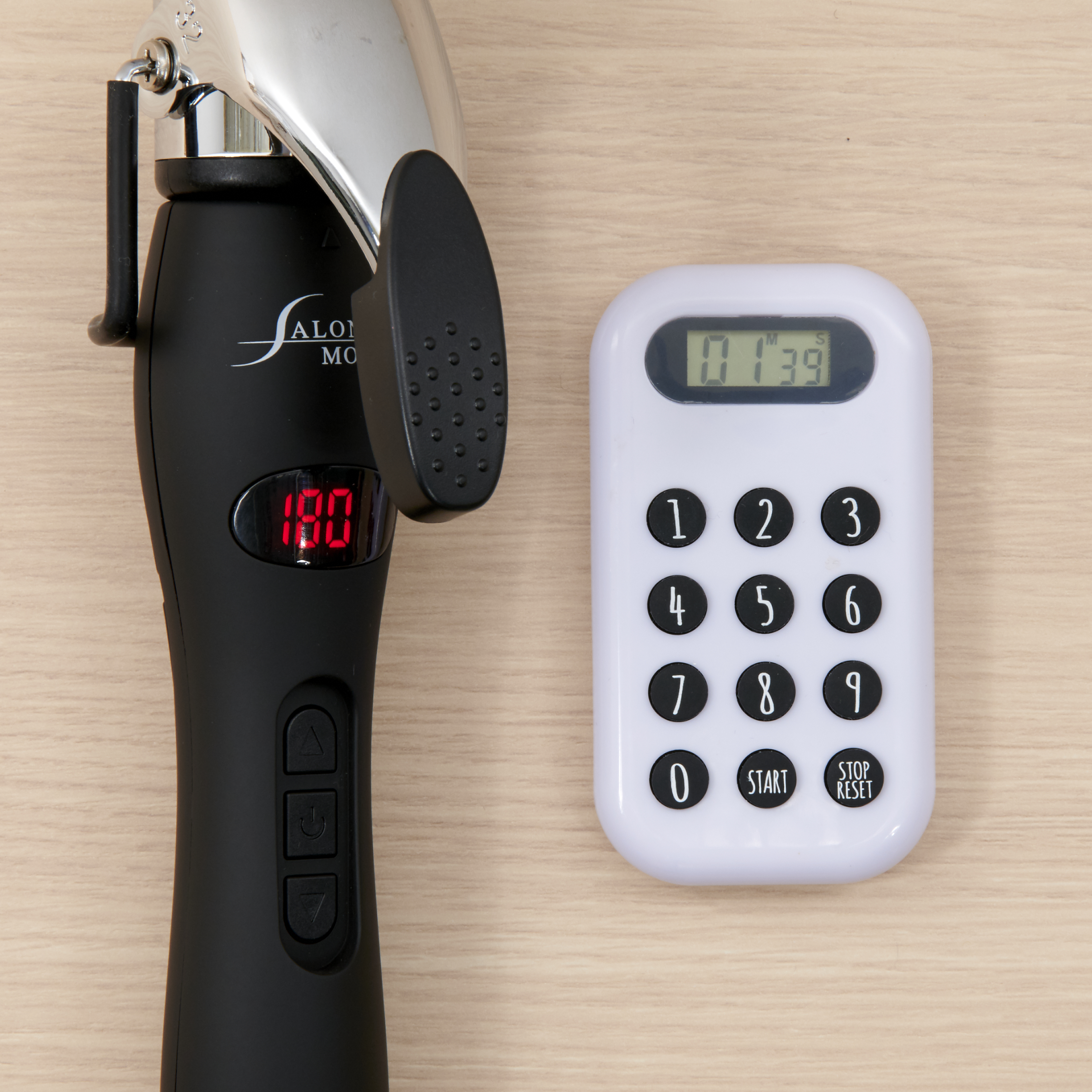 Salonmoon チタニウムカールヘアアイロンを全46商品と比較 口コミや評判を実際に使ってレビューしました Mybest